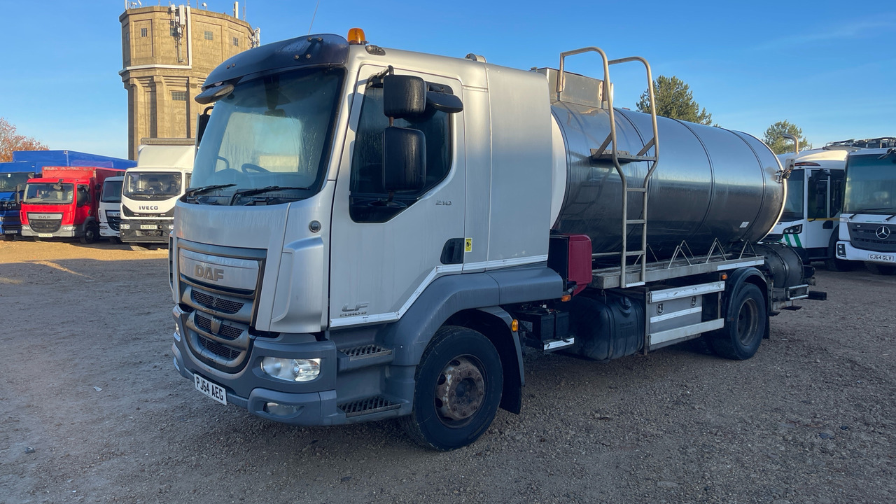 DAF LF 210 - Autocisterna: foto 2 DAF LF 210 - Autocisterna: foto 2