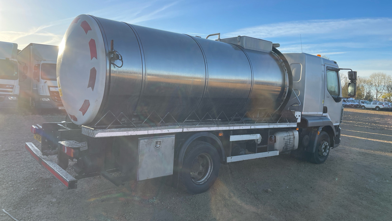 DAF LF 210 - Autocisterna: foto 4 DAF LF 210 - Autocisterna: foto 4