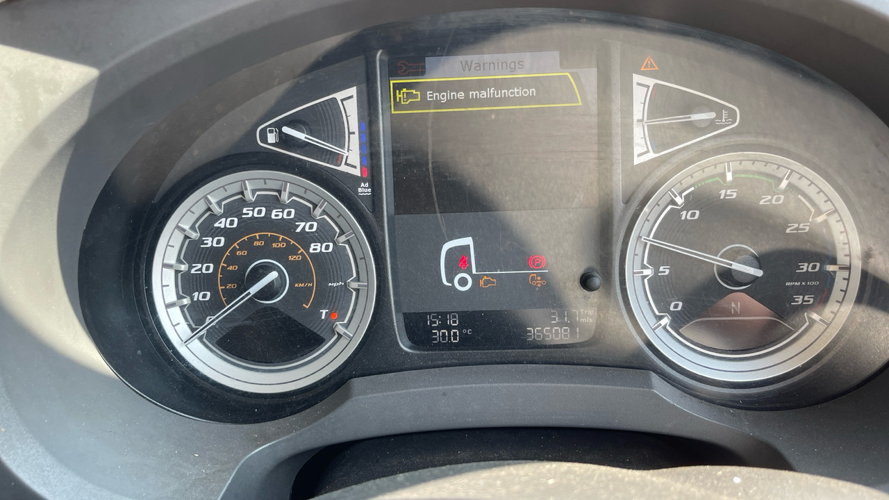 Kravas automašīna ar slēgto virsbūvi DAF LF 230: foto 6