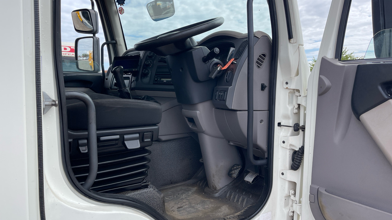DAF LF 260 - Asfalta ieklāšanas tehnika: foto 5 DAF LF 260 - Asfalta ieklāšanas tehnika: foto 5