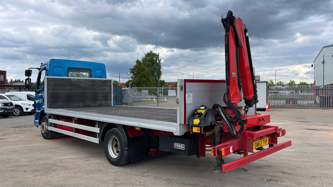 DAF LF 45.210 - Bortu kravas automašīna/ Platforma, Kravas auto ar manipulatoru: foto 3 DAF LF 45.210 - Bortu kravas automašīna/ Platforma, Kravas auto ar manipulatoru: foto 3