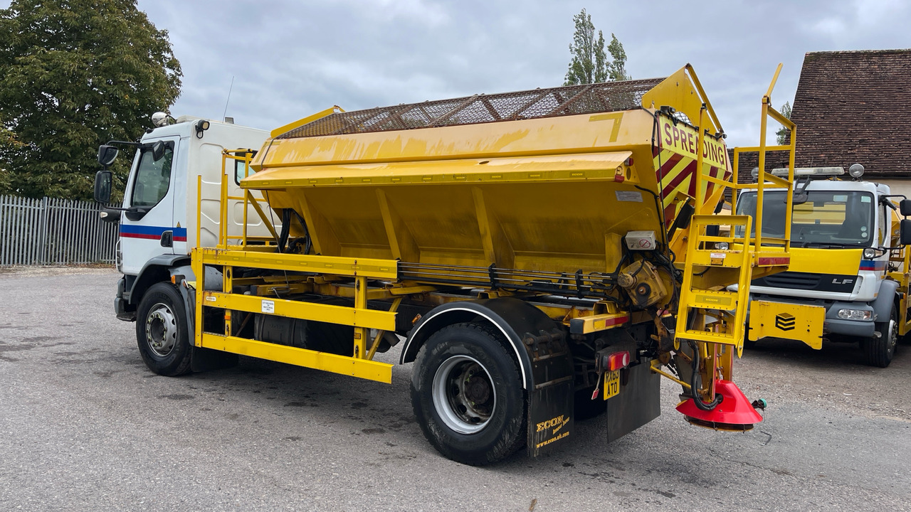 DAF LF 55.220 - Sniega novākšanas tehnika: foto 3 DAF LF 55.220 - Sniega novākšanas tehnika: foto 3