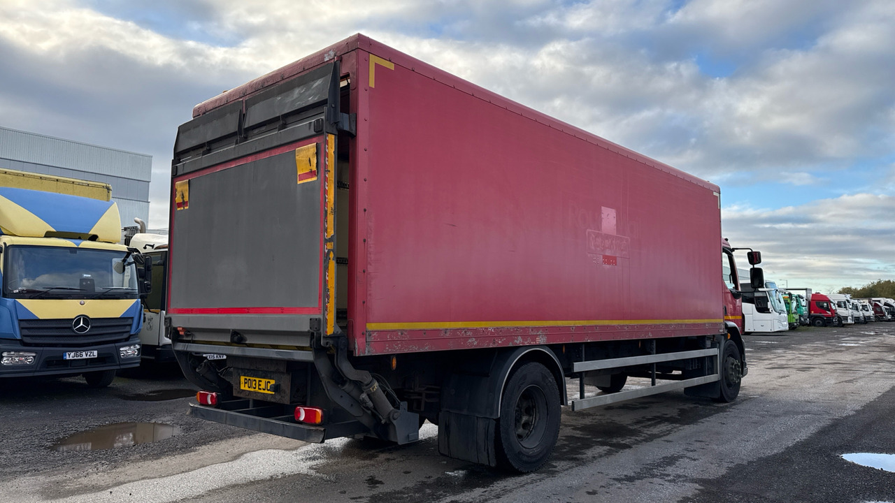 DAF LF 55.220 - Kravas automašīna ar slēgto virsbūvi: foto 4 DAF LF 55.220 - Kravas automašīna ar slēgto virsbūvi: foto 4