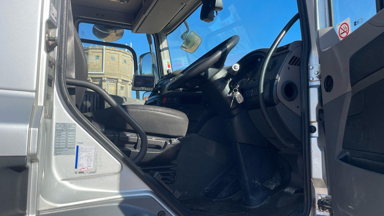 Daf CF 260 - Kravas automašīna ar tentu: foto 5 Daf CF 260 - Kravas automašīna ar tentu: foto 5