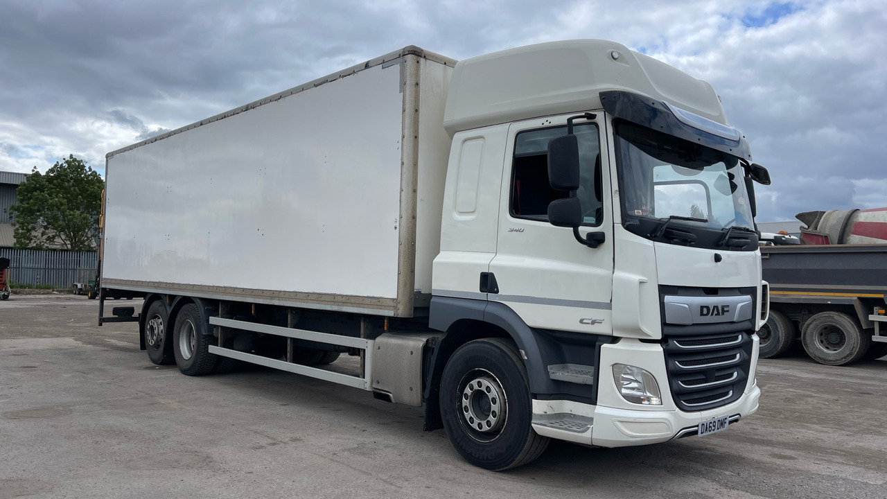 Daf CF 340 - Kravas automašīna ar slēgto virsbūvi: foto 1 Daf CF 340 - Kravas automašīna ar slēgto virsbūvi: foto 1