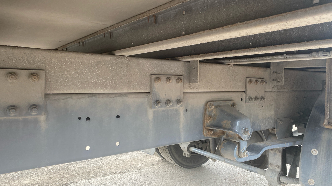 Kravas automašīna ar tentu Daf LF 180: foto 13