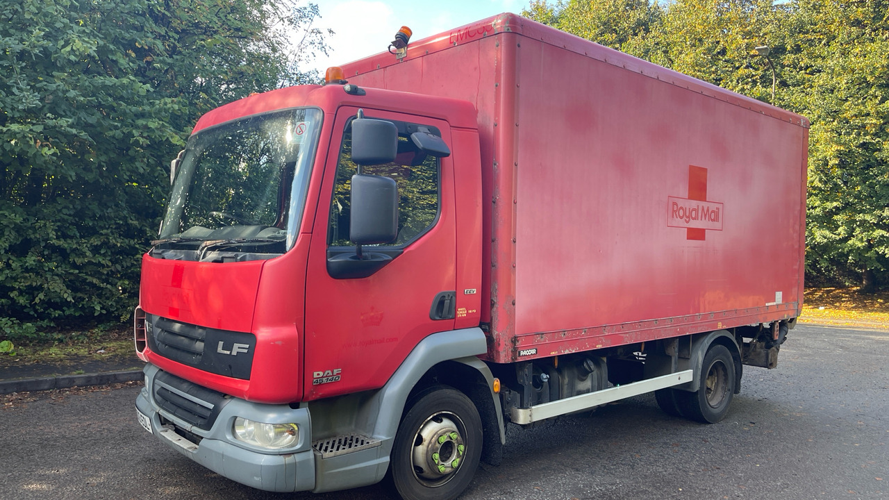 Daf LF 45.140 - Kravas automašīna ar slēgto virsbūvi: foto 2 Daf LF 45.140 - Kravas automašīna ar slēgto virsbūvi: foto 2