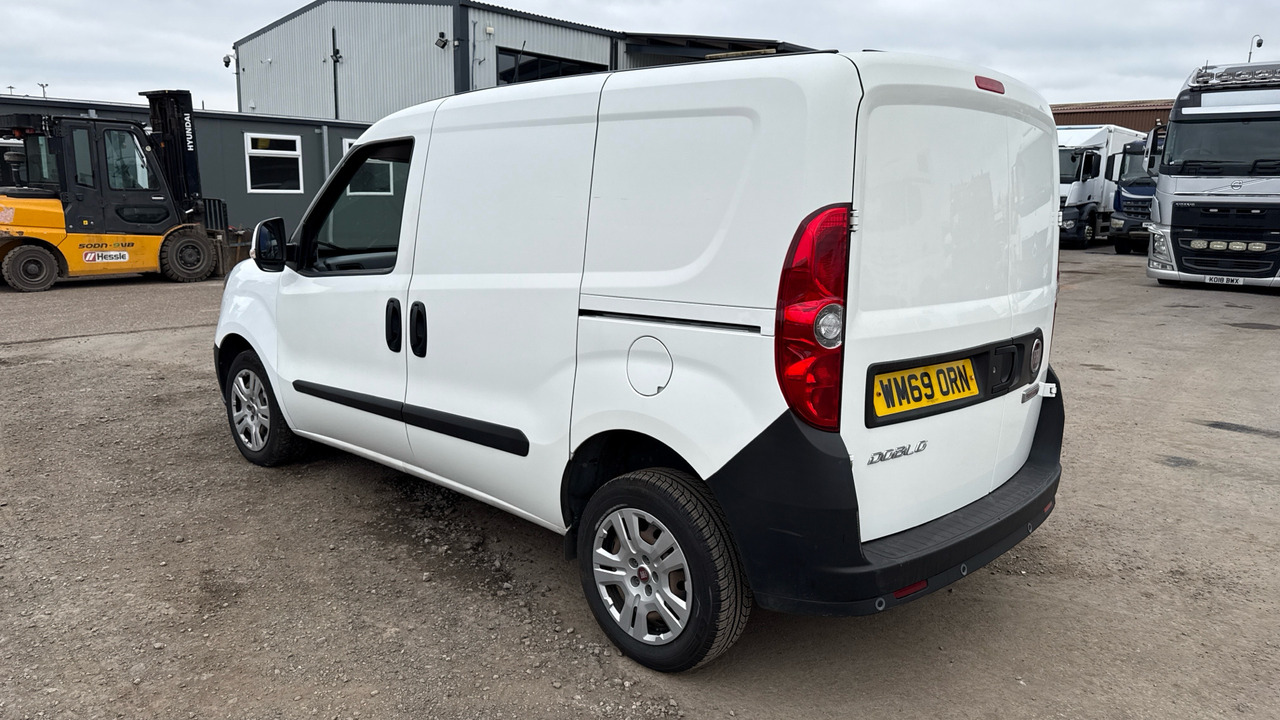 FIAT DOBLO 1.3 Multijet 95 - Mazs furgons: foto 3 FIAT DOBLO 1.3 Multijet 95 - Mazs furgons: foto 3