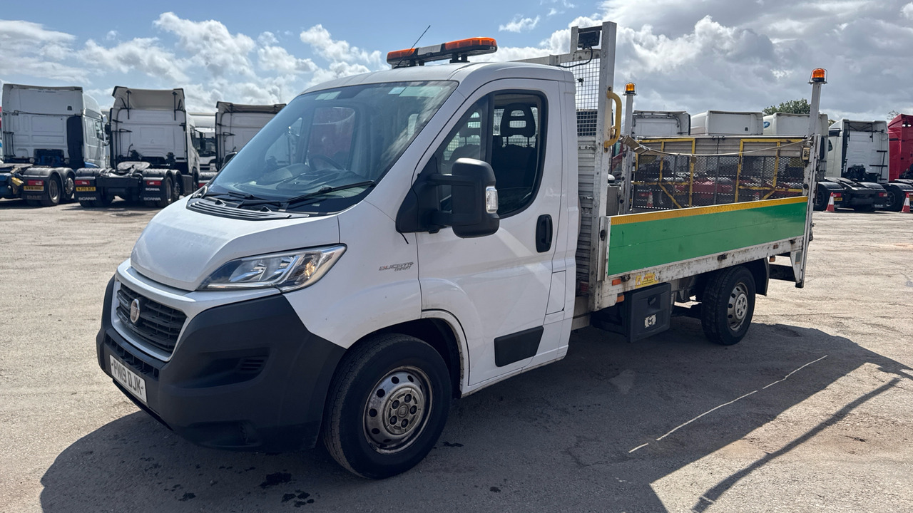 FIAT DUCATO 35 2.3 MULTIJET 130PS - Automašīna ar kravas platformu: foto 2 FIAT DUCATO 35 2.3 MULTIJET 130PS - Automašīna ar kravas platformu: foto 2