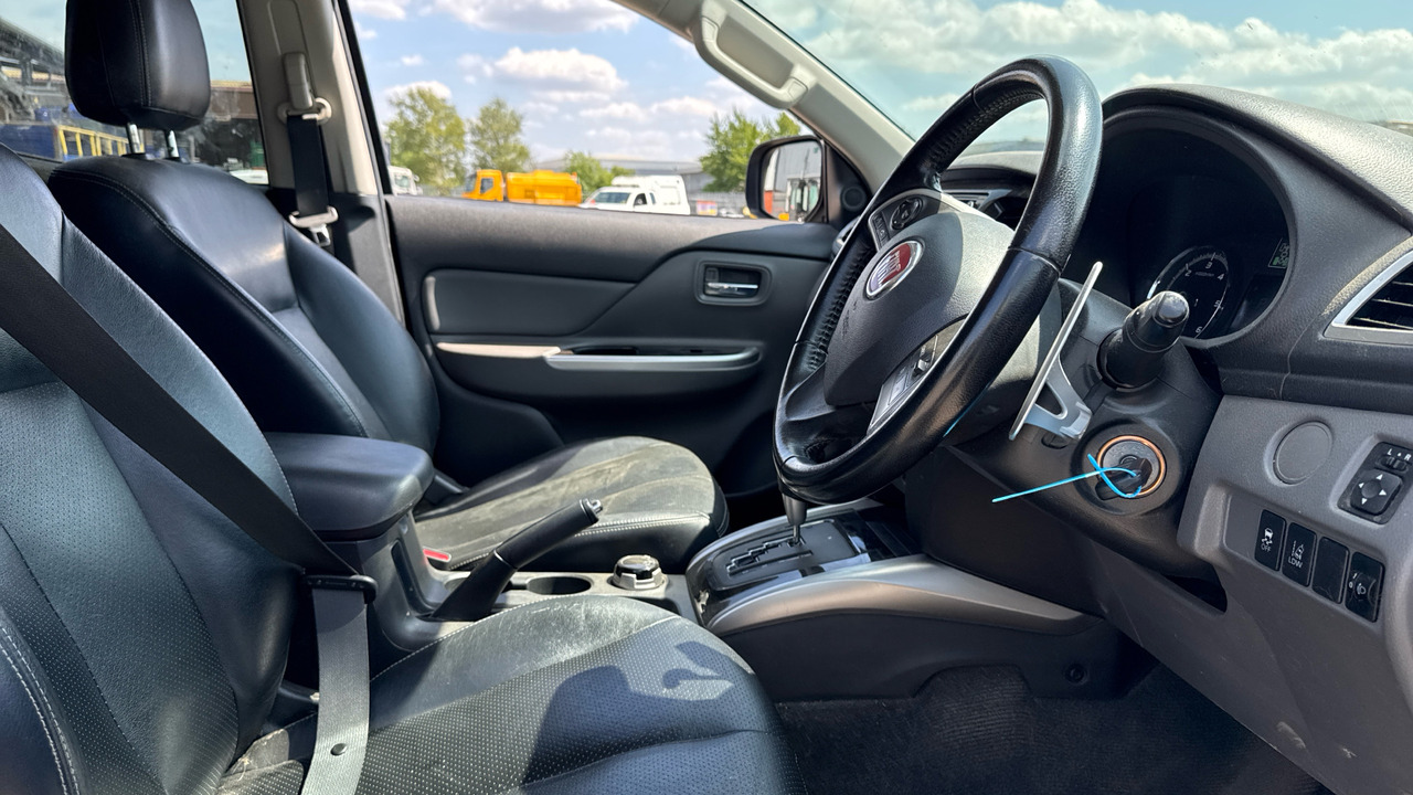 FIAT FULLBACK 2.4 CROSS - Pikaps, Kravas-pasažieru furgons: foto 5 FIAT FULLBACK 2.4 CROSS - Pikaps, Kravas-pasažieru furgons: foto 5