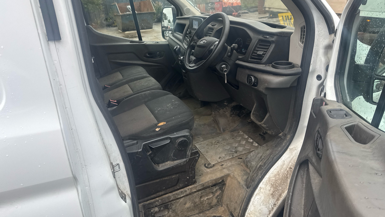 FORD TRANSIT 2.0 EcoBlue 130ps Leader - Kravas mikroautobuss: foto 5 FORD TRANSIT 2.0 EcoBlue 130ps Leader - Kravas mikroautobuss: foto 5