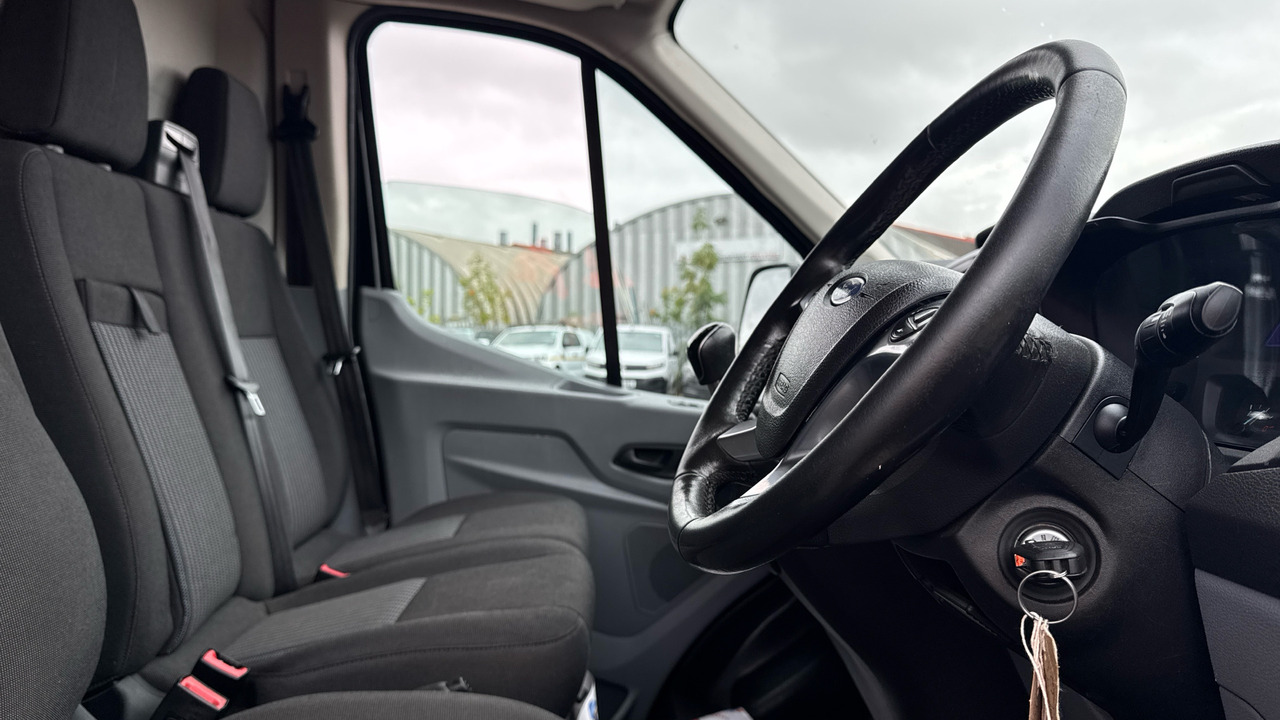 FORD TRANSIT 2.0 TDCi 130PS - Kravas mikroautobuss: foto 5 FORD TRANSIT 2.0 TDCi 130PS - Kravas mikroautobuss: foto 5
