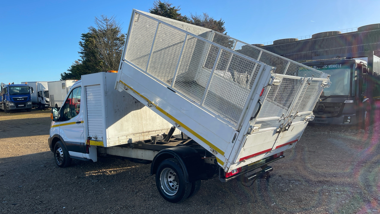 FORD TRANSIT 350 2.2 TDCi 125ps - Komercauto pašizgāzējs: foto 3 FORD TRANSIT 350 2.2 TDCi 125ps - Komercauto pašizgāzējs: foto 3