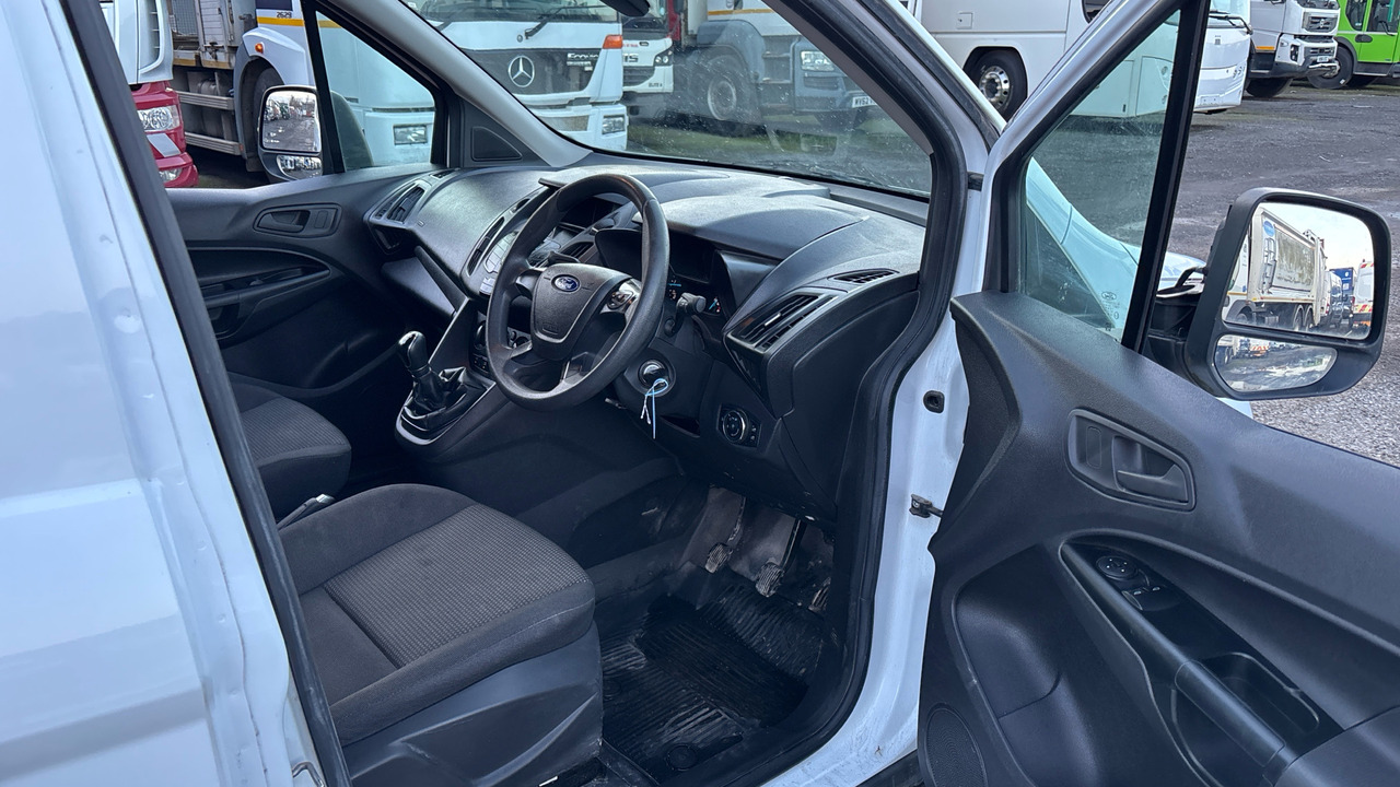 FORD TRANSIT CONNECT 200 1.5 TDCi 75ps - Mazs furgons: foto 5 FORD TRANSIT CONNECT 200 1.5 TDCi 75ps - Mazs furgons: foto 5