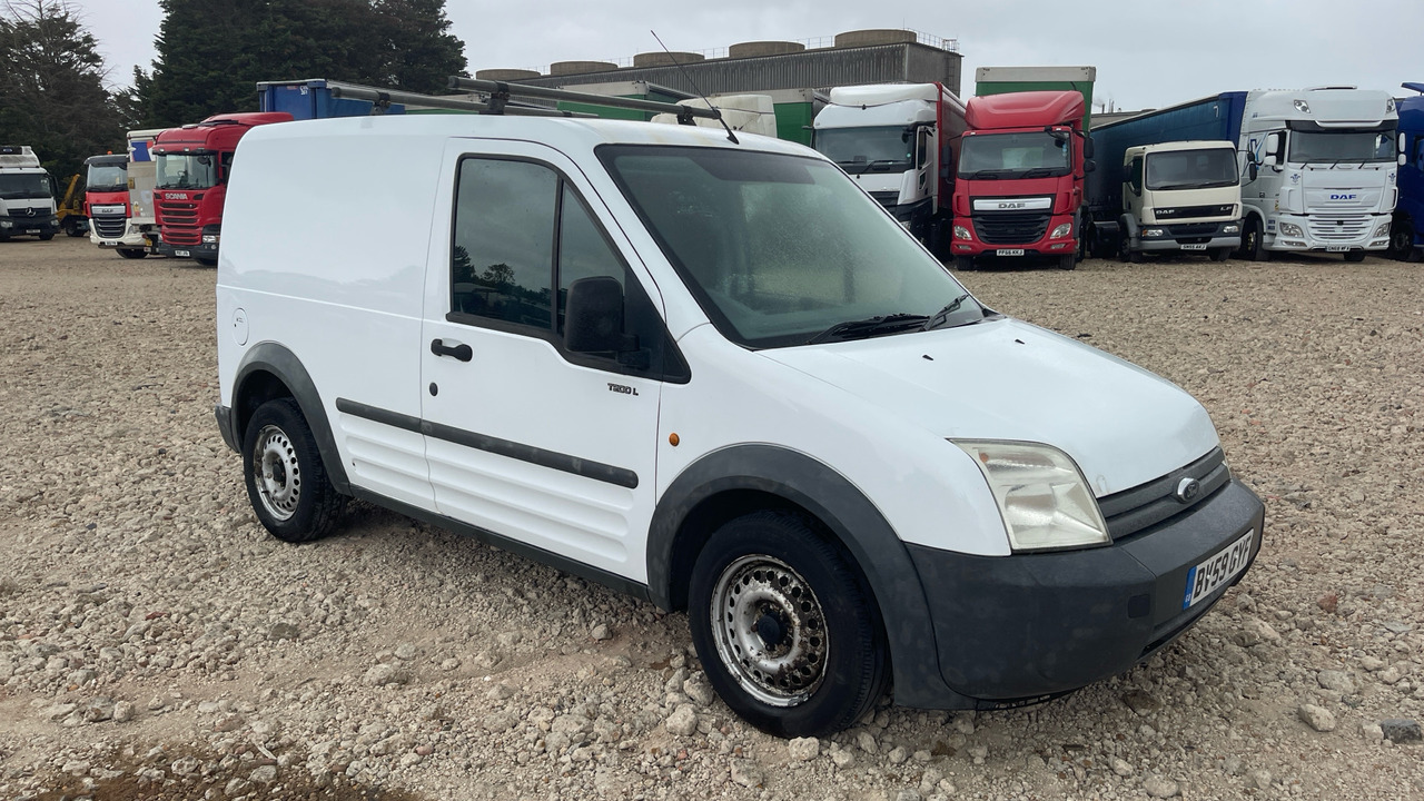 FORD TRANSIT CONNECT TDCI T200 - Mazs furgons: foto 2 FORD TRANSIT CONNECT TDCI T200 - Mazs furgons: foto 2