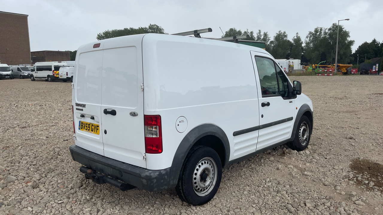 FORD TRANSIT CONNECT TDCI T200 - Mazs furgons: foto 5 FORD TRANSIT CONNECT TDCI T200 - Mazs furgons: foto 5