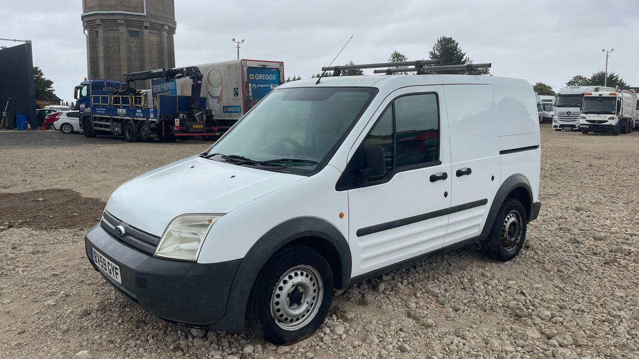 FORD TRANSIT CONNECT TDCI T200 - Mazs furgons: foto 3 FORD TRANSIT CONNECT TDCI T200 - Mazs furgons: foto 3