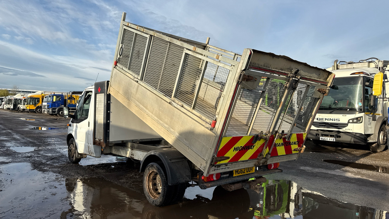 FORD TRANSIT T350 TDCi 100ps - Komercauto pašizgāzējs: foto 3 FORD TRANSIT T350 TDCi 100ps - Komercauto pašizgāzējs: foto 3