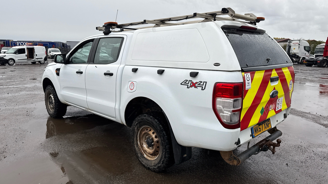 Ford Ranger XL 2.2 TDCI 150PS - Pikaps, Kravas-pasažieru furgons: foto 3 Ford Ranger XL 2.2 TDCI 150PS - Pikaps, Kravas-pasažieru furgons: foto 3