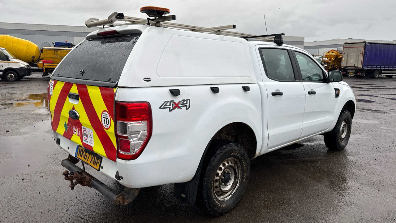 Ford Ranger XL 2.2 TDCI 150PS - Pikaps, Kravas-pasažieru furgons: foto 4 Ford Ranger XL 2.2 TDCI 150PS - Pikaps, Kravas-pasažieru furgons: foto 4