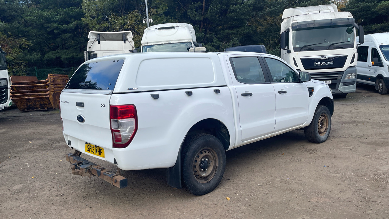 Ford Ranger XL 2.2 TDCi 150PS - Pikaps, Kravas-pasažieru furgons: foto 4 Ford Ranger XL 2.2 TDCi 150PS - Pikaps, Kravas-pasažieru furgons: foto 4