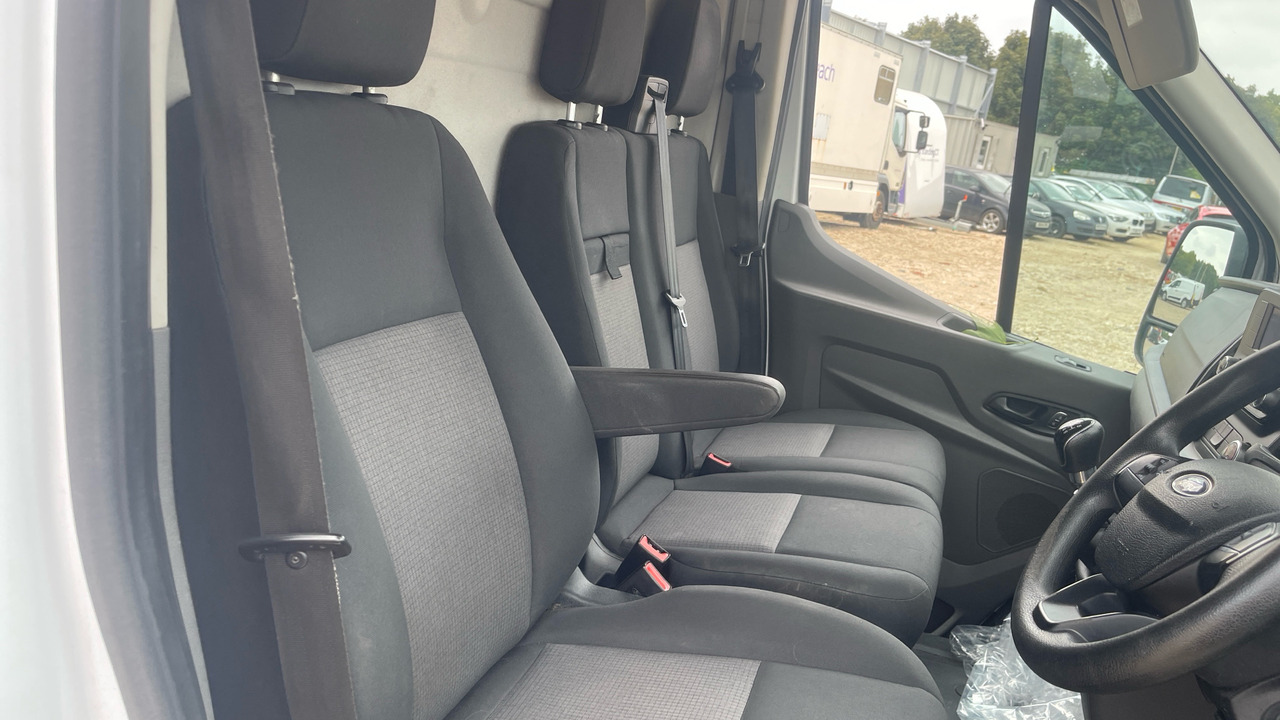Kravas mikroautobuss Ford Transit 350 2.0 ECOBLUE 130PS: foto 8 Kravas mikroautobuss Ford Transit 350 2.0 ECOBLUE 130PS: foto 8