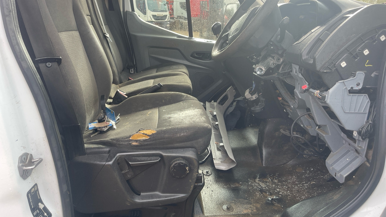 Ford Transit 350 2.2 TDCI 150PS - Kravas mikroautobuss: foto 5 Ford Transit 350 2.2 TDCI 150PS - Kravas mikroautobuss: foto 5