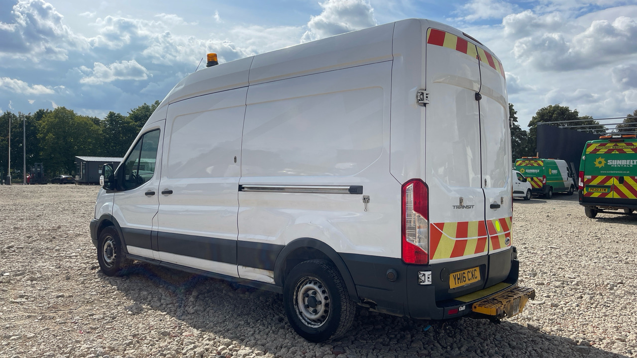 Ford Transit 350 2.2 TDCi 155ps - Kravas mikroautobuss: foto 3 Ford Transit 350 2.2 TDCi 155ps - Kravas mikroautobuss: foto 3