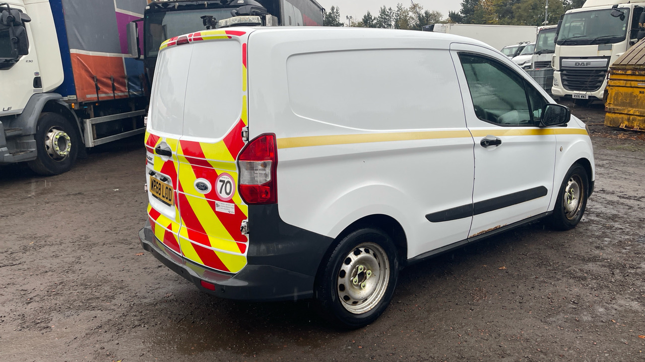 Ford Transit COURIER 1.5 TDCi - Mazs furgons: foto 4 Ford Transit COURIER 1.5 TDCi - Mazs furgons: foto 4