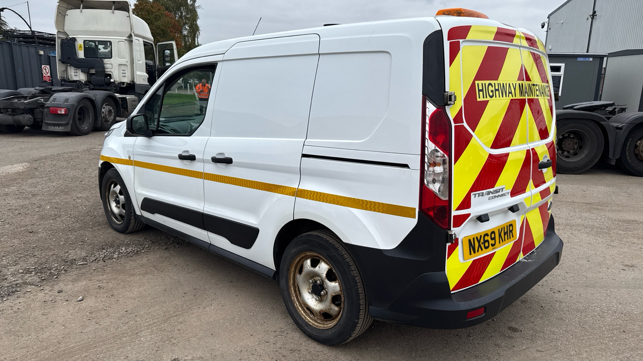 Ford Transit Connect 200 1.5 EcoBlue 75ps - Mazs furgons: foto 3 Ford Transit Connect 200 1.5 EcoBlue 75ps - Mazs furgons: foto 3