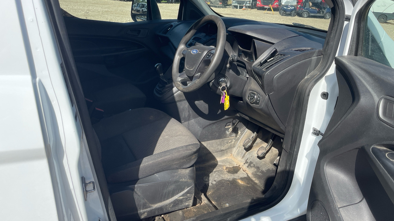 Ford Transit Connect 240 1.5 TDCI 100PS - Mazs furgons: foto 5 Ford Transit Connect 240 1.5 TDCI 100PS - Mazs furgons: foto 5