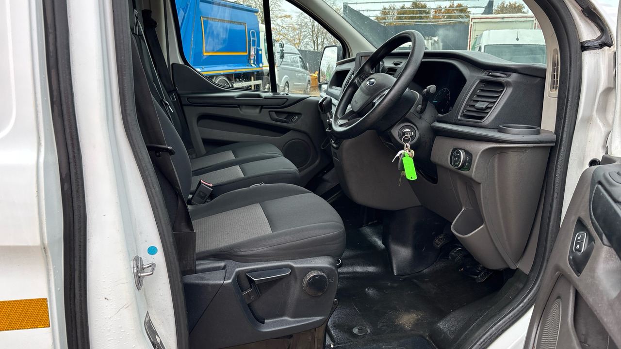 Ford Transit Custom 300 2.0 ECOBLUE 105PS - Mazs furgons: foto 5 Ford Transit Custom 300 2.0 ECOBLUE 105PS - Mazs furgons: foto 5