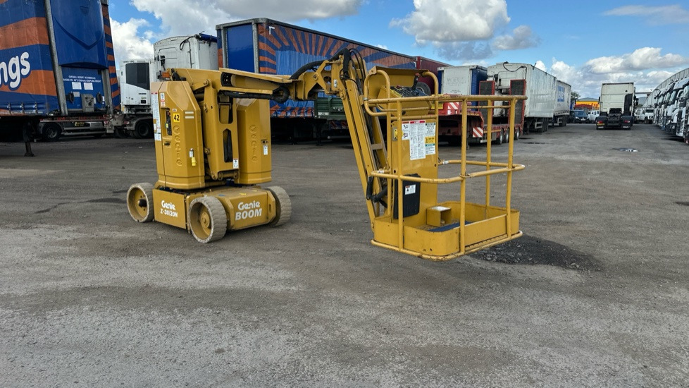 GENIE 230/20N - Autopacēlājs: foto 2 GENIE 230/20N - Autopacēlājs: foto 2