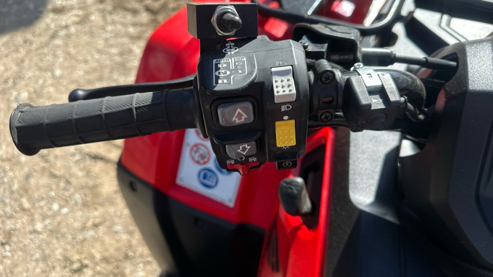 HONDA TRX420FA2P ED R232 - Kvadricikls: foto 2 HONDA TRX420FA2P ED R232 - Kvadricikls: foto 2