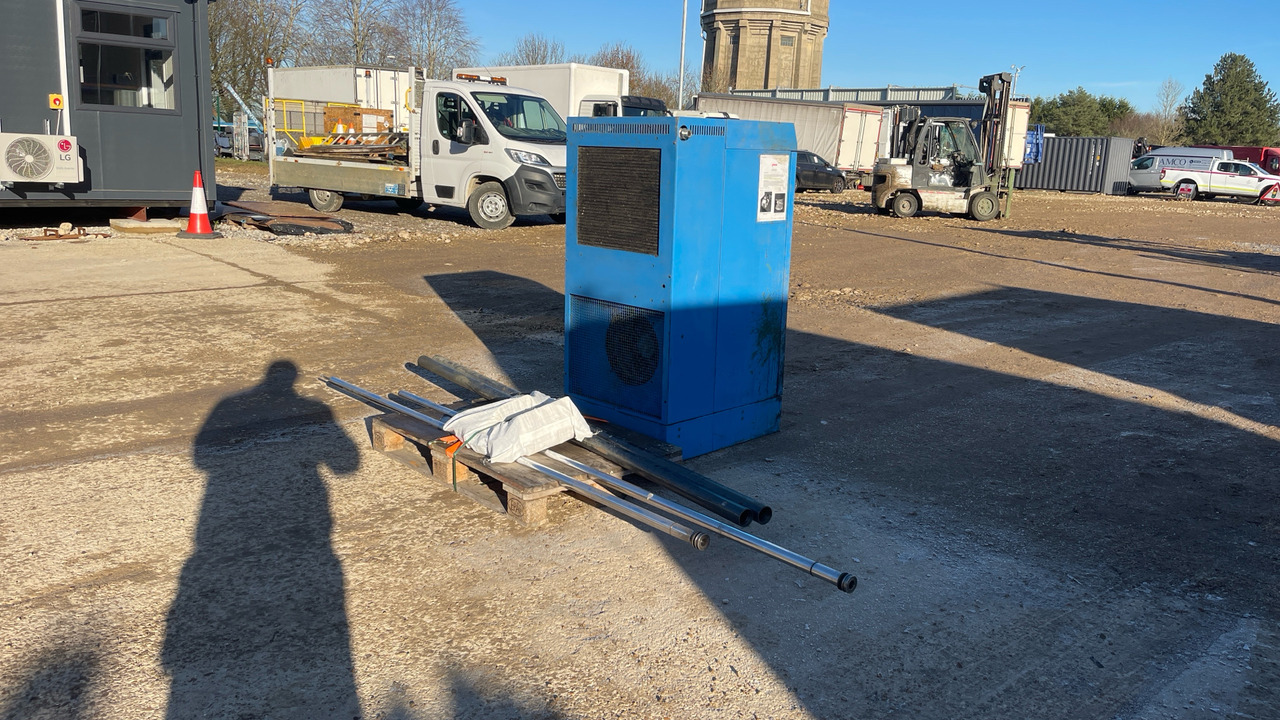 HYDROVANE HV22RS - Celtniecības maisītājs: foto 4 HYDROVANE HV22RS - Celtniecības maisītājs: foto 4