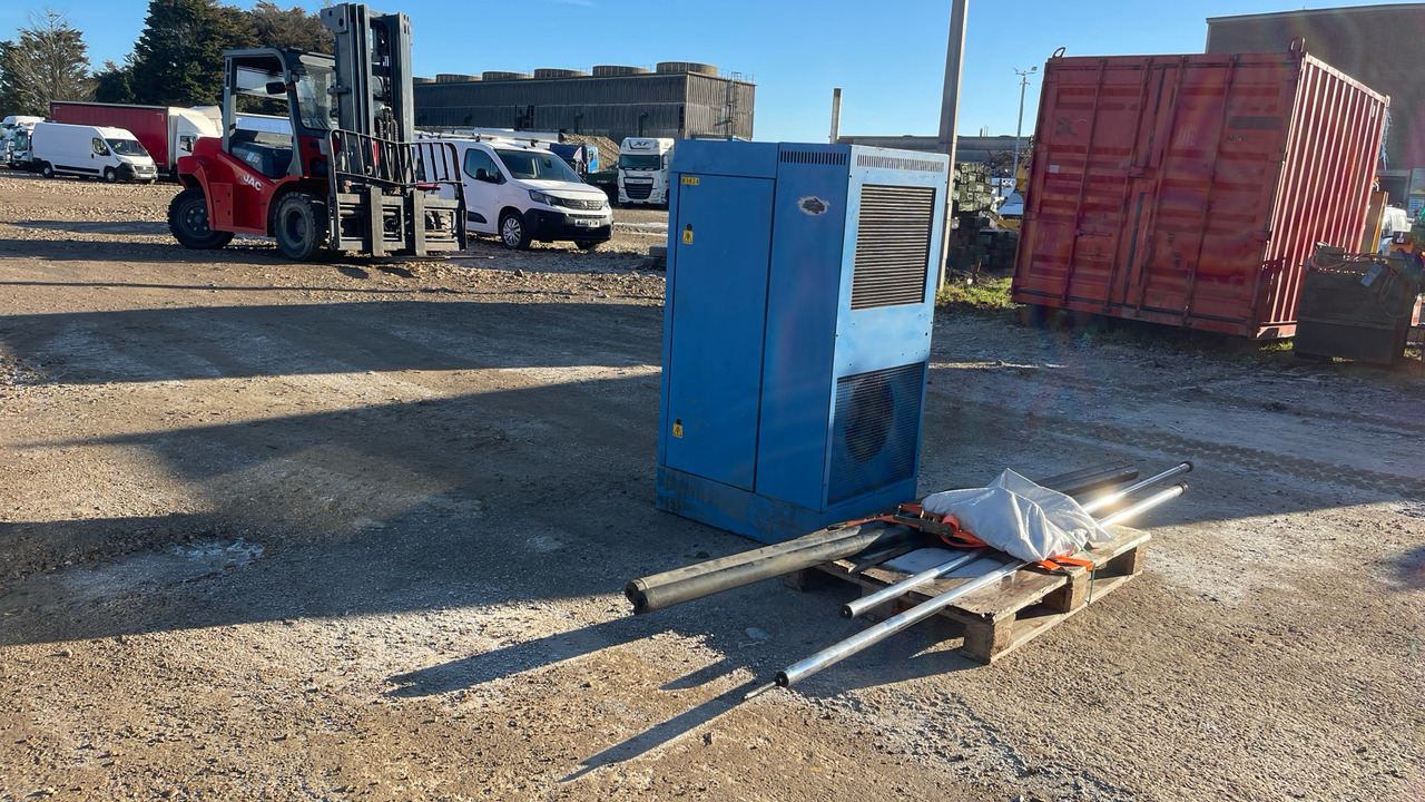 HYDROVANE HV22RS - Celtniecības maisītājs: foto 3 HYDROVANE HV22RS - Celtniecības maisītājs: foto 3