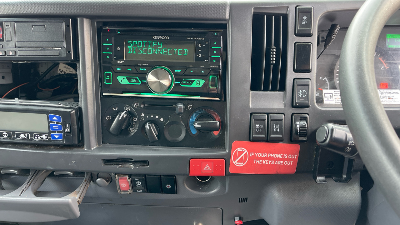 Kravas automašīna refrižerators ISUZU N75 190: foto 7