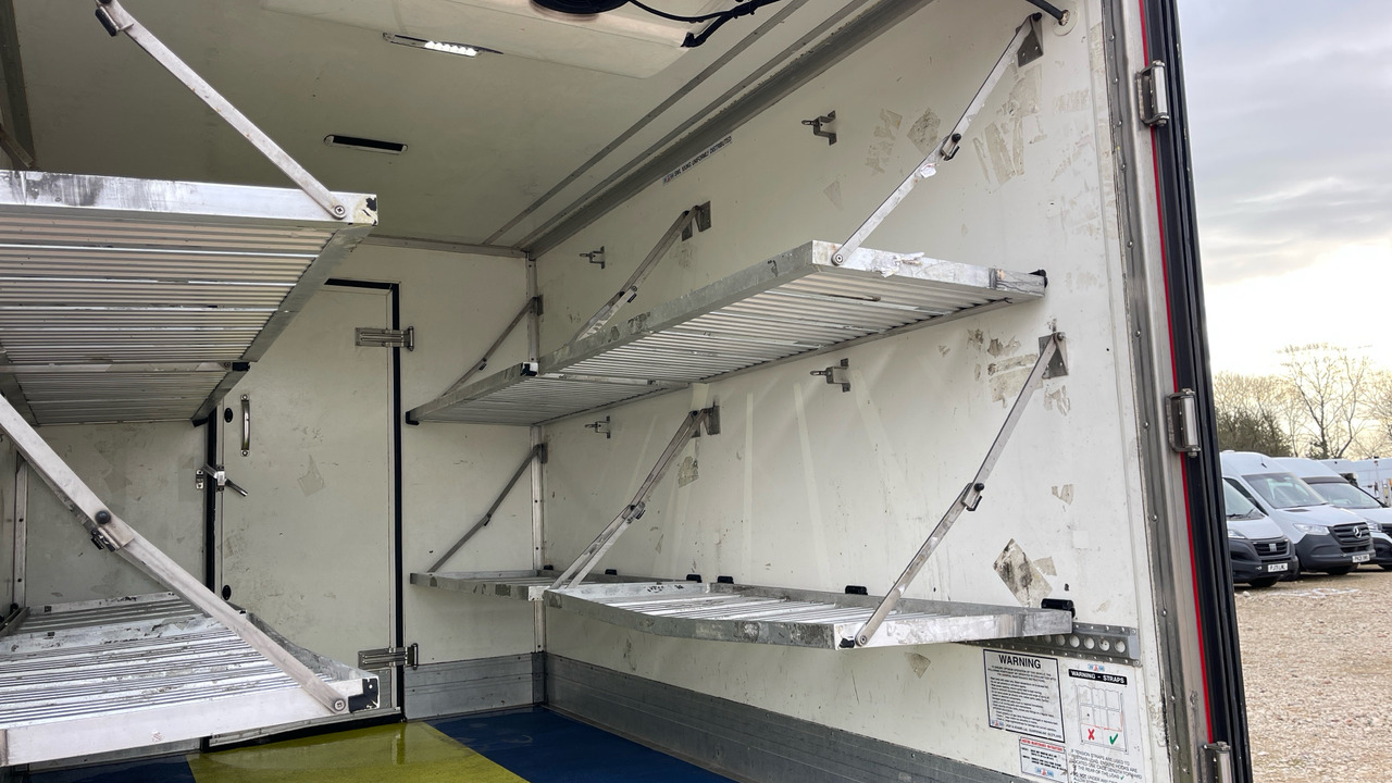 Kravas automašīna refrižerators ISUZU N75 190: foto 15