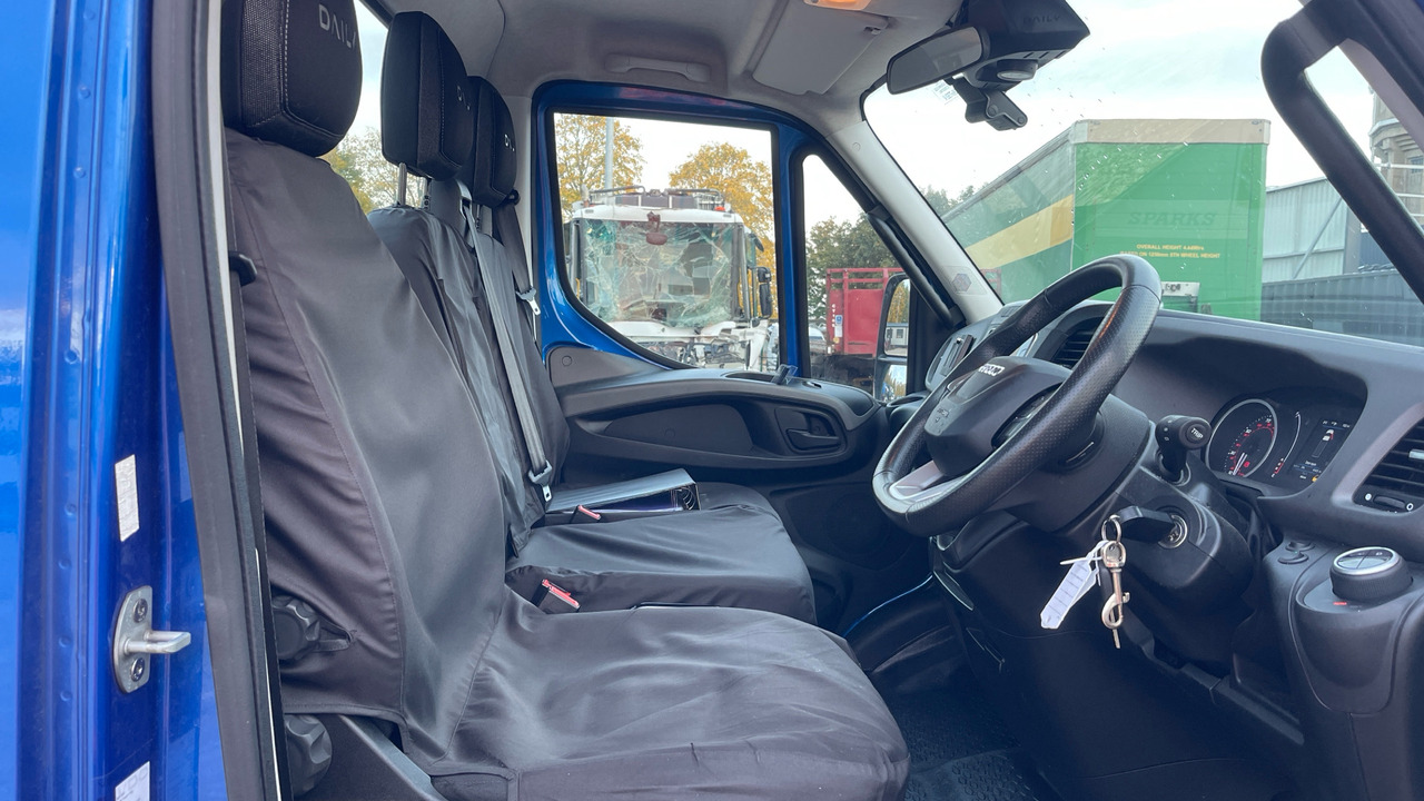 IVECO DAILY 72-210 - Autovedējs: foto 5 IVECO DAILY 72-210 - Autovedējs: foto 5