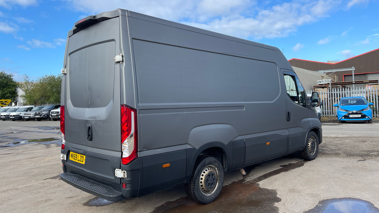 Iveco Daily 35-140 2.3 3520WB - Kravas mikroautobuss: foto 4 Iveco Daily 35-140 2.3 3520WB - Kravas mikroautobuss: foto 4