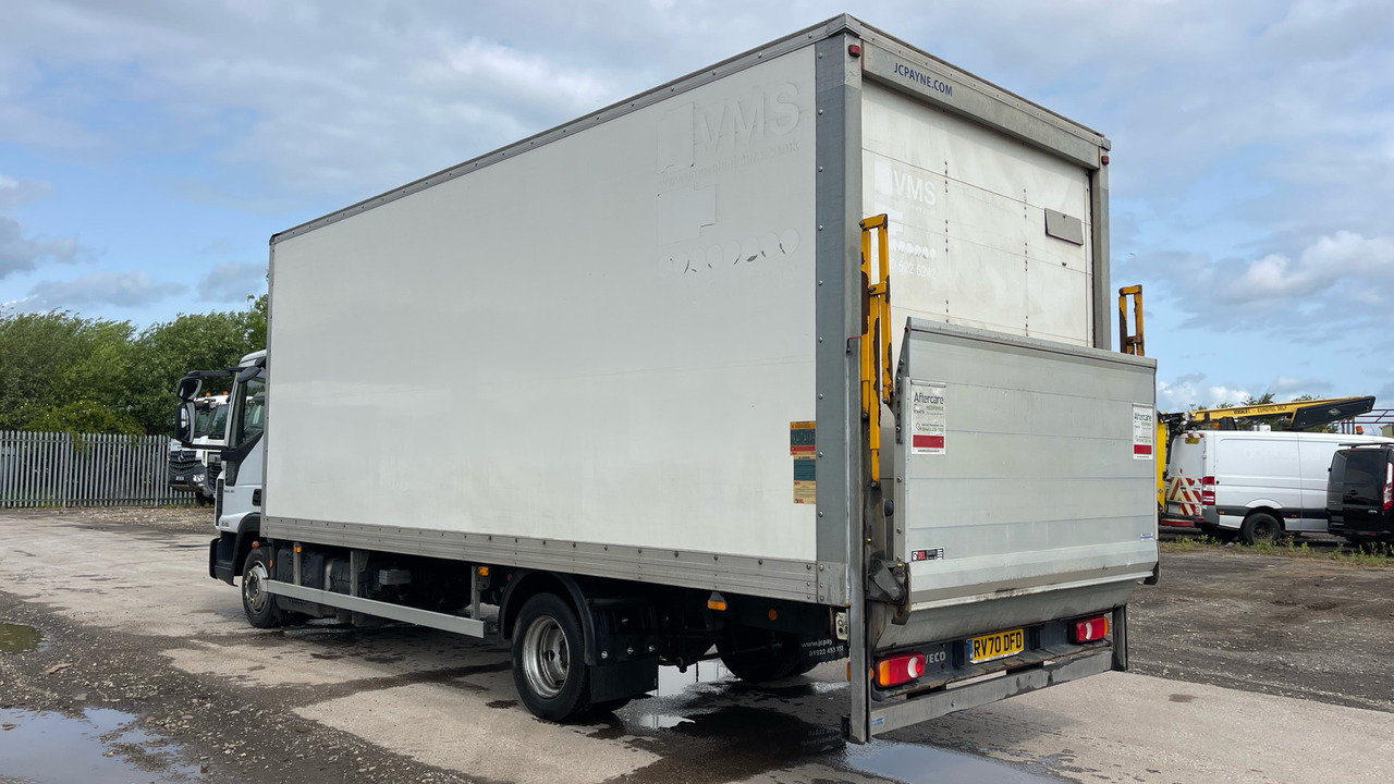 Iveco Eurocargo 75-160 - Kravas automašīna ar slēgto virsbūvi: foto 3 Iveco Eurocargo 75-160 - Kravas automašīna ar slēgto virsbūvi: foto 3