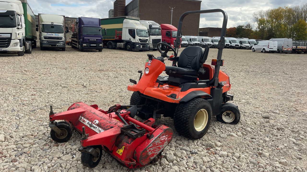 KUBOTA F3680 - Zāles pļāvējs: foto 2 KUBOTA F3680 - Zāles pļāvējs: foto 2