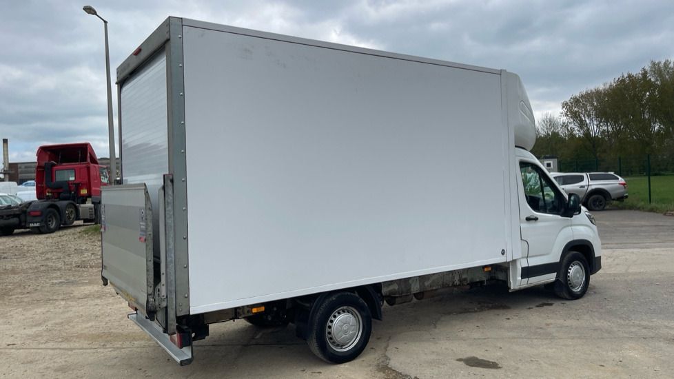 MAXUS DELIVER 9 2.0 D20 150PS - Furgons ar slēgtā virsbūve: foto 4 MAXUS DELIVER 9 2.0 D20 150PS - Furgons ar slēgtā virsbūve: foto 4