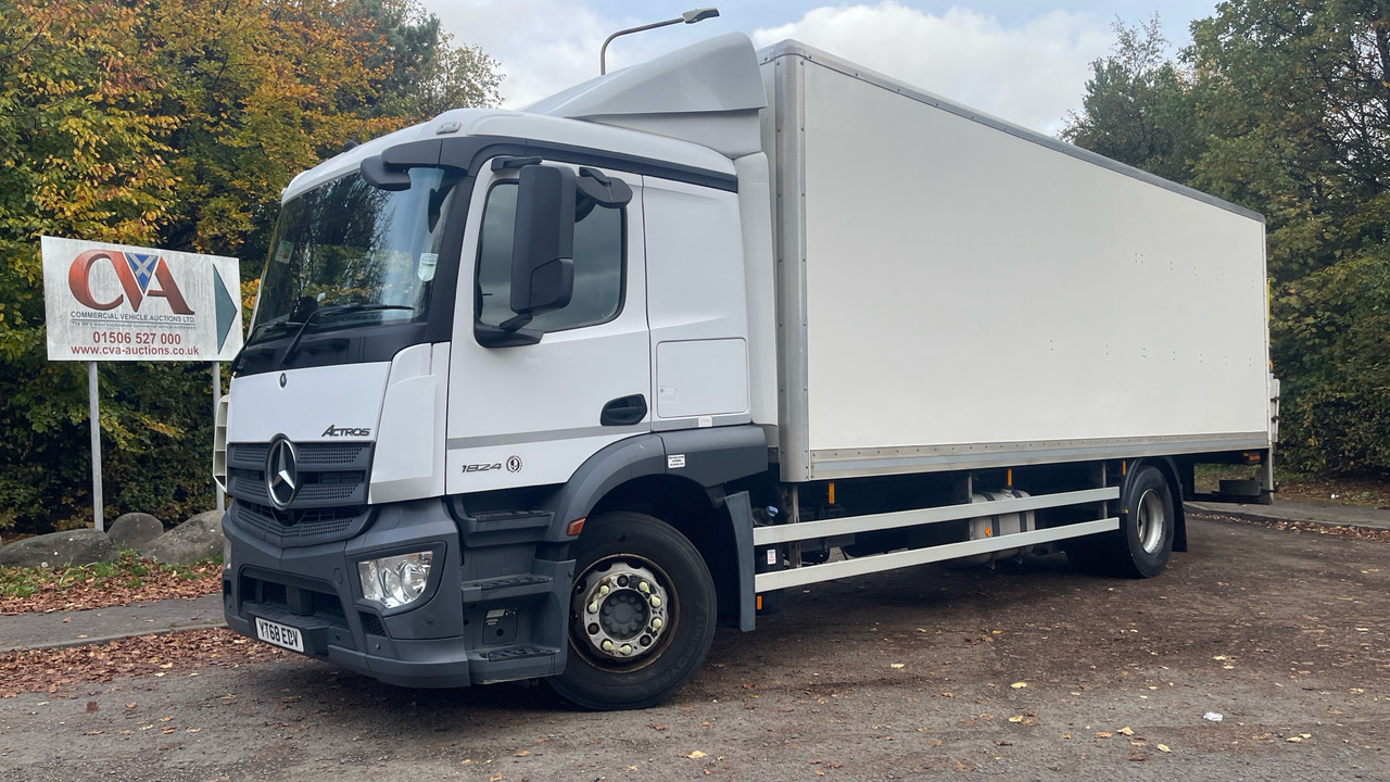 MERCEDES-BENZ ACTROS 1824 - Kravas automašīna ar slēgto virsbūvi: foto 2 MERCEDES-BENZ ACTROS 1824 - Kravas automašīna ar slēgto virsbūvi: foto 2