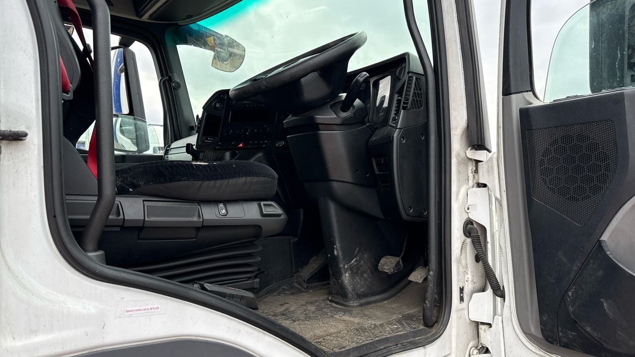 MERCEDES-BENZ ANTOS 1824 - Kravas automašīna ar tentu: foto 5 MERCEDES-BENZ ANTOS 1824 - Kravas automašīna ar tentu: foto 5