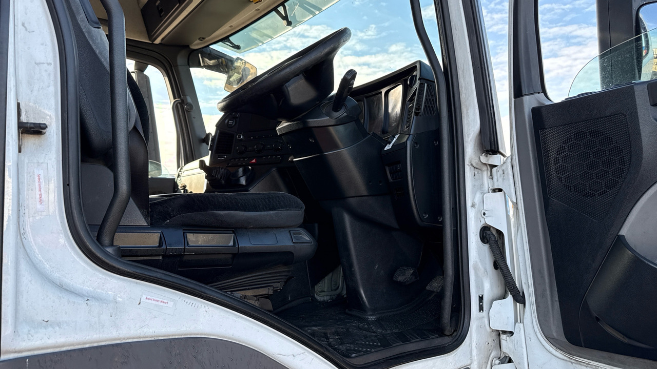 MERCEDES-BENZ ANTOS 2533 - Kravas automašīna refrižerators: foto 5 MERCEDES-BENZ ANTOS 2533 - Kravas automašīna refrižerators: foto 5