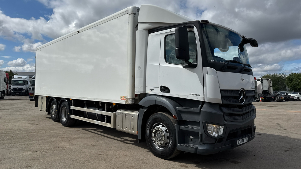 MERCEDES-BENZ ANTOS 2545 - Kravas automašīna refrižerators: foto 1 MERCEDES-BENZ ANTOS 2545 - Kravas automašīna refrižerators: foto 1