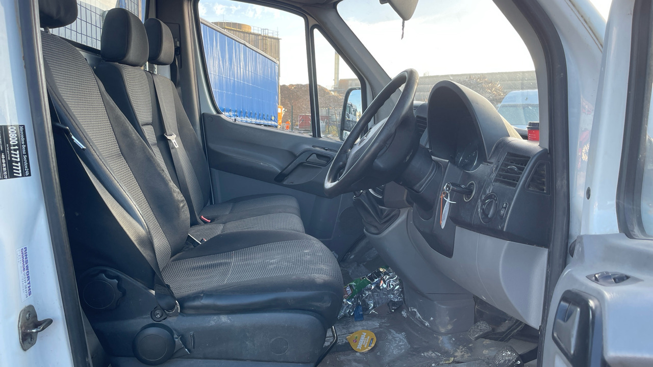 MERCEDES-BENZ SPRINTER 313 CDI - Automašīna ar kravas platformu: foto 5 MERCEDES-BENZ SPRINTER 313 CDI - Automašīna ar kravas platformu: foto 5