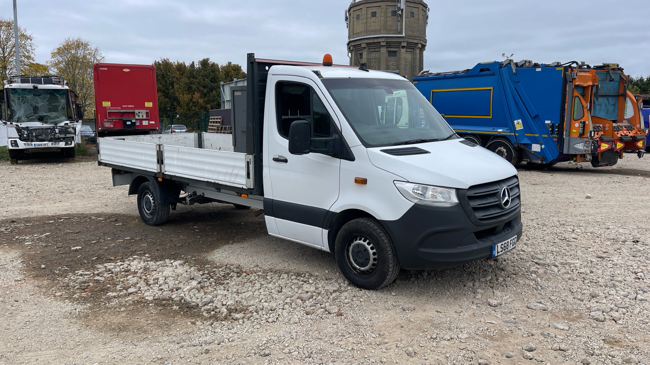 MERCEDES-BENZ SPRINTER 314 CDI - Automašīna ar kravas platformu: foto 1 MERCEDES-BENZ SPRINTER 314 CDI - Automašīna ar kravas platformu: foto 1