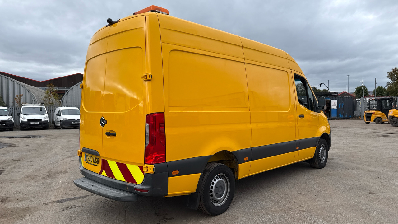 MERCEDES-BENZ SPRINTER 316 CDI - Furgons ar slēgtā virsbūve: foto 4 MERCEDES-BENZ SPRINTER 316 CDI - Furgons ar slēgtā virsbūve: foto 4
